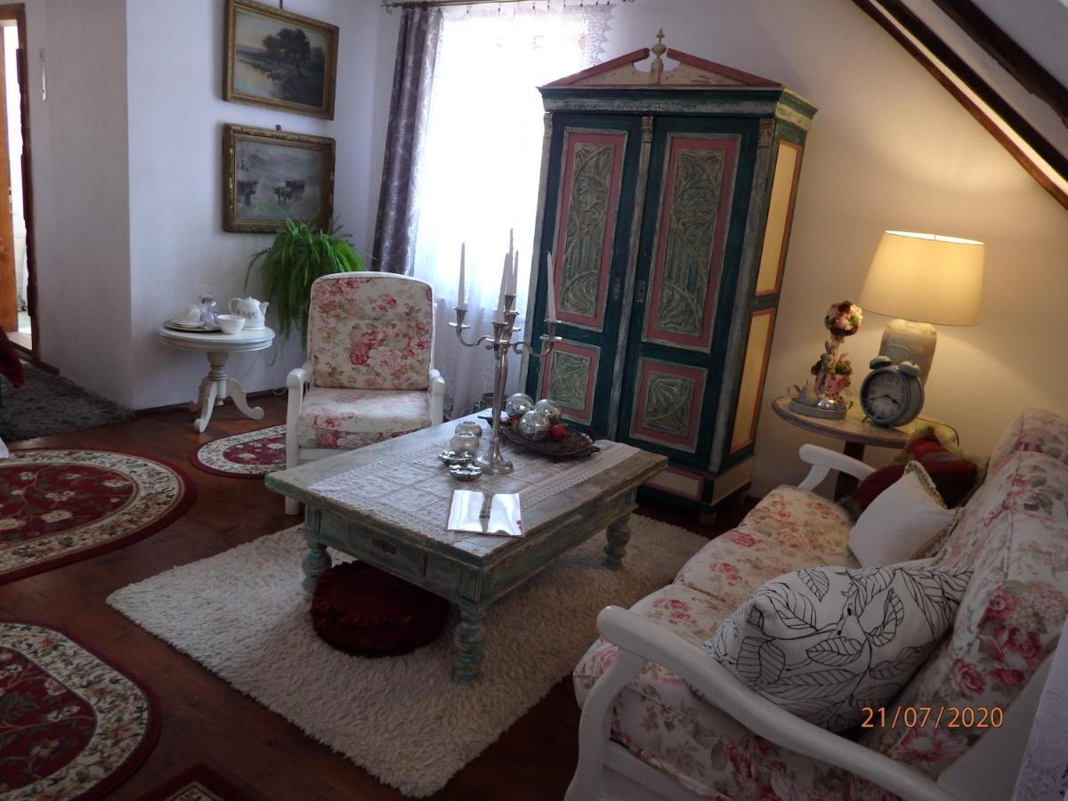 Casa Cositorarului Boutique Pension Segesvár Kültér fotó