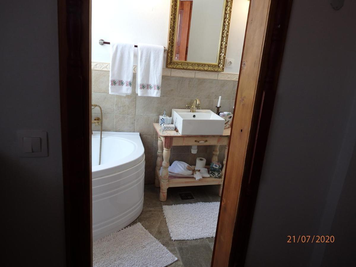 Casa Cositorarului Boutique Pension Segesvár Kültér fotó