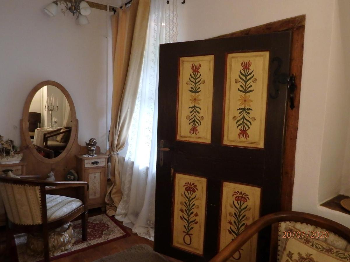Casa Cositorarului Boutique Pension Segesvár Kültér fotó