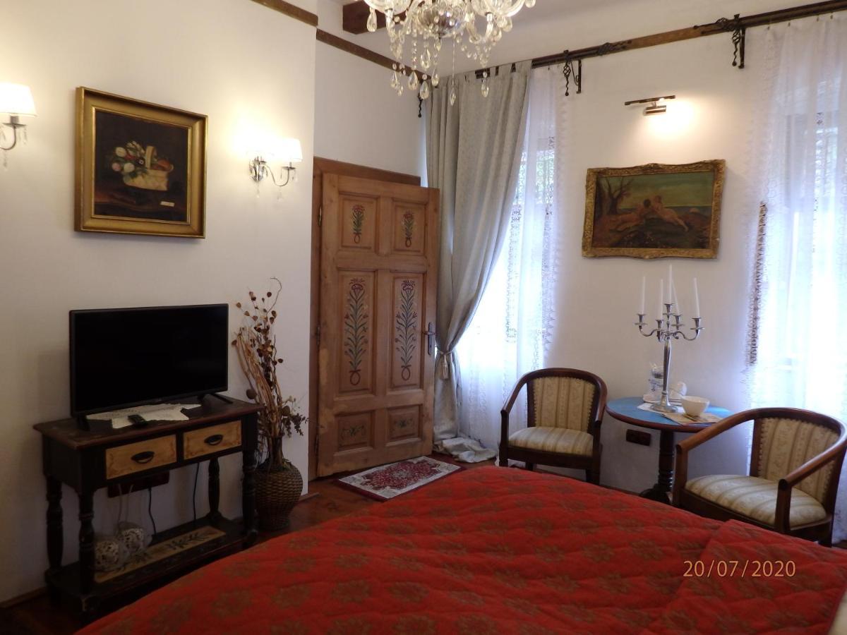 Casa Cositorarului Boutique Pension Segesvár Kültér fotó