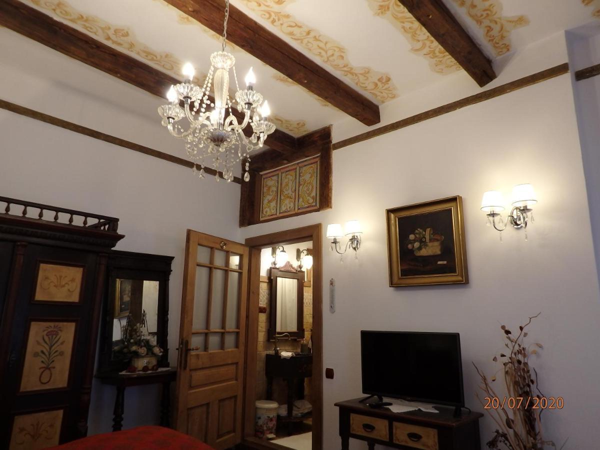 Casa Cositorarului Boutique Pension Segesvár Kültér fotó