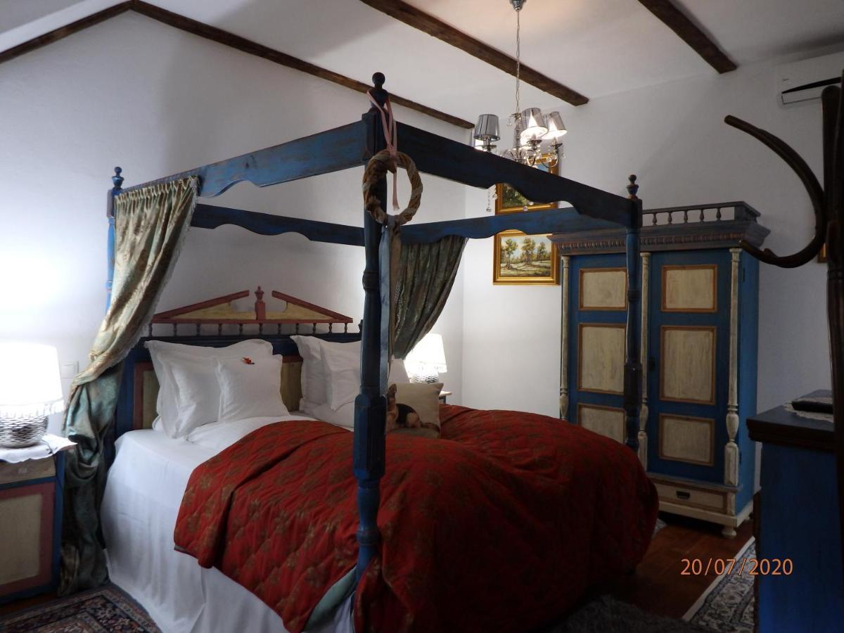 Casa Cositorarului Boutique Pension Segesvár Kültér fotó