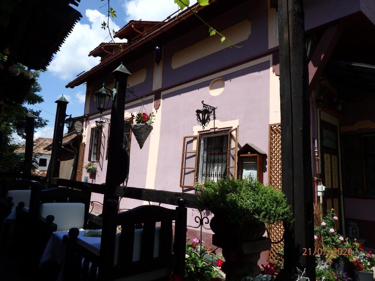 Casa Cositorarului Boutique Pension Segesvár Kültér fotó