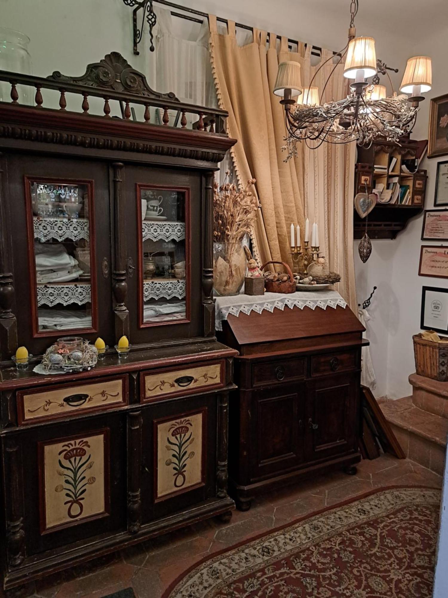 Casa Cositorarului Boutique Pension Segesvár Kültér fotó